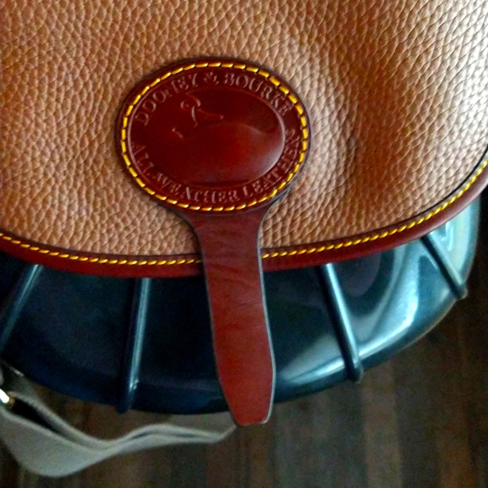 Dooney and Bourke bag
